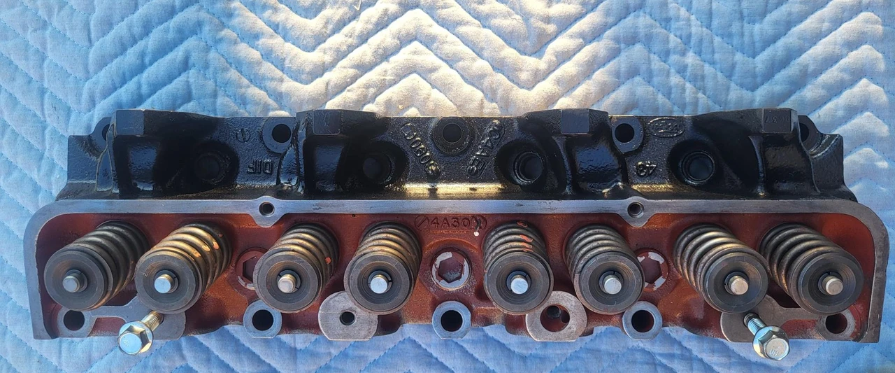 Parts & Memorabilia Engines - Image 12 of 29