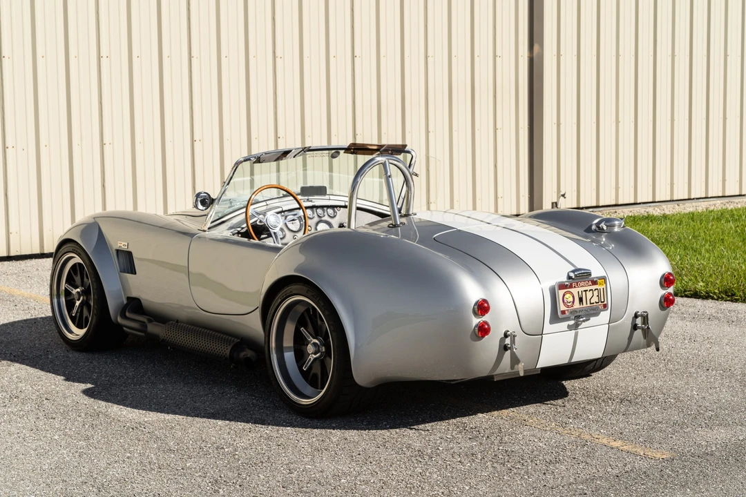 Shelby Cobra Replica - Image 12 of 31
