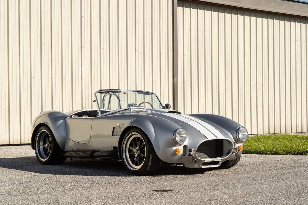 Shelby Cobra Replica - Image 30 of 31
