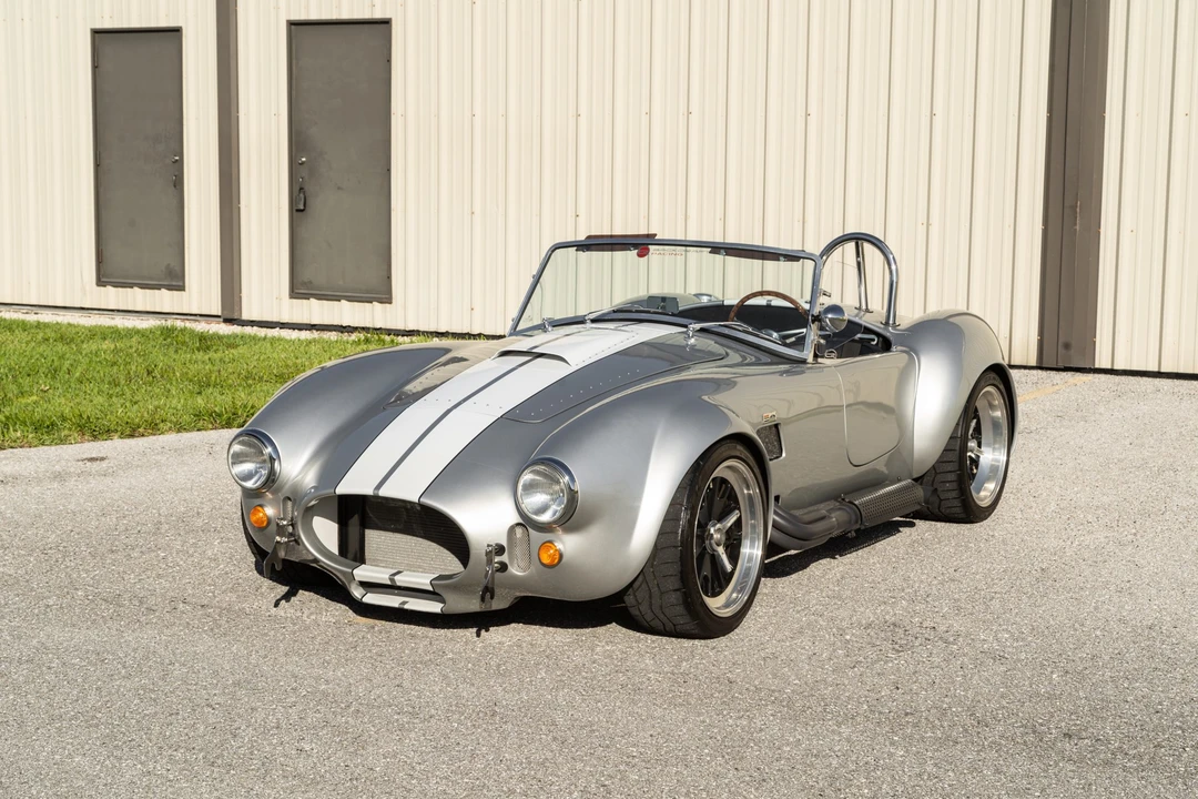 Shelby Cobra Replica - Image 3 of 31