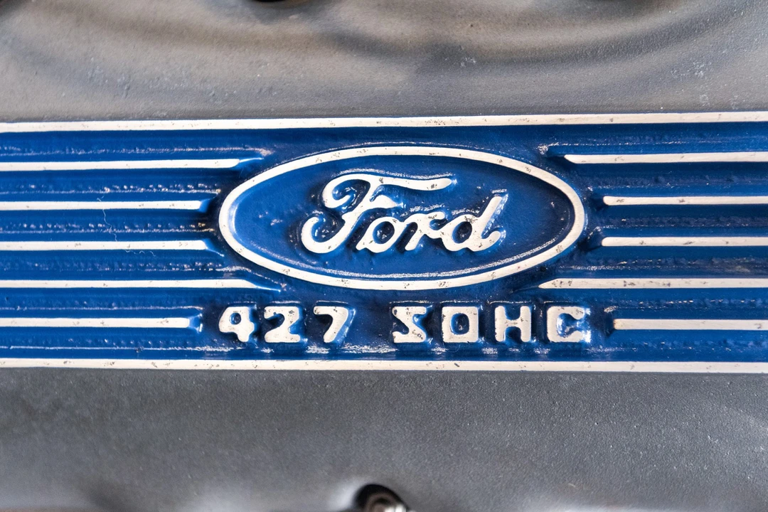 Parts & Memorabilia Engines - Image 21 of 31