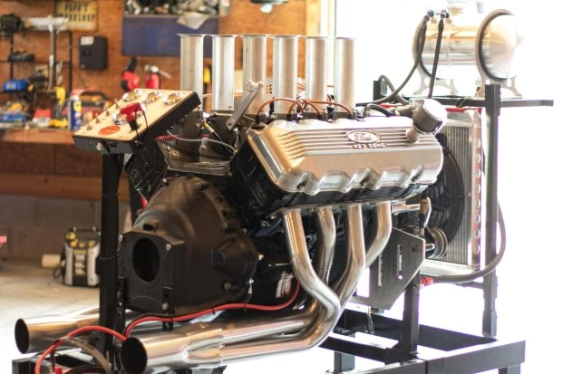 Parts & Memorabilia Engines - Image 2 of 5