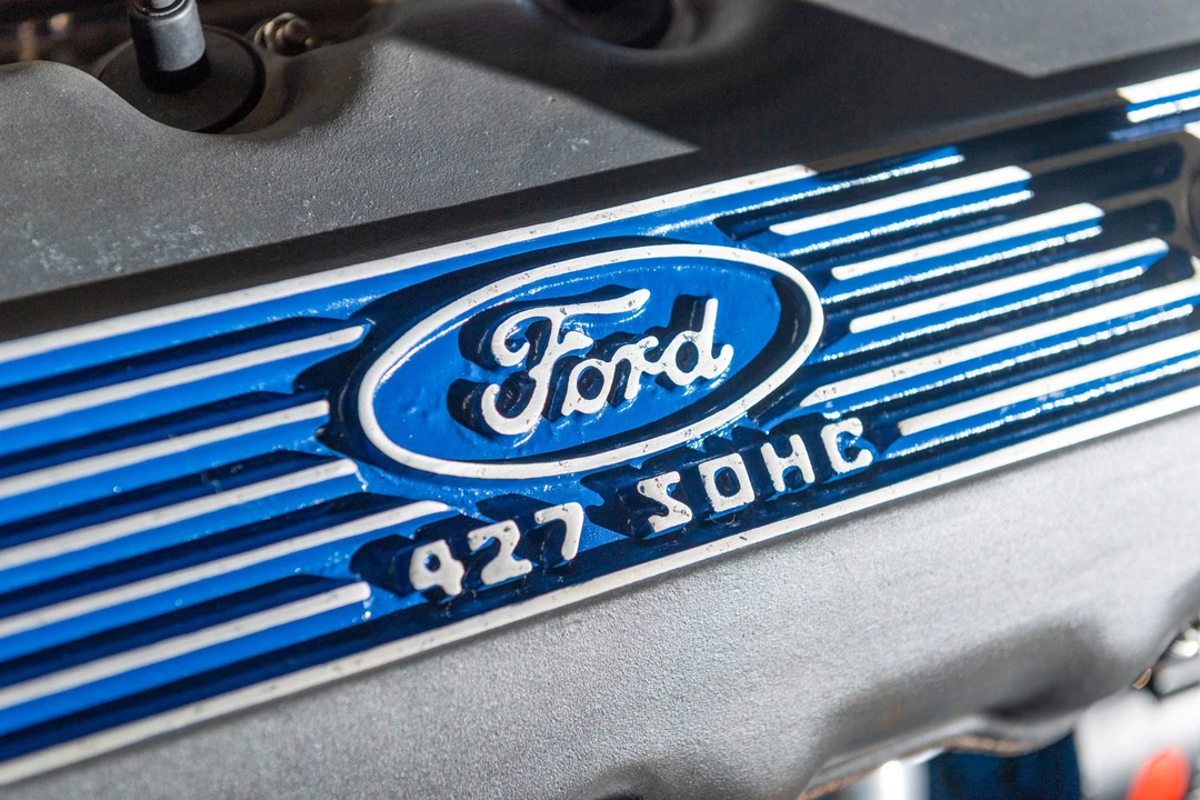 Parts & Memorabilia Engines - Image 20 of 31