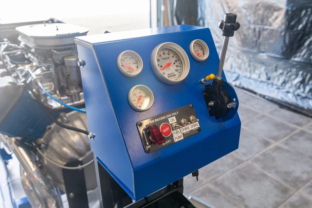 Parts & Memorabilia Engines - Image 24 of 31