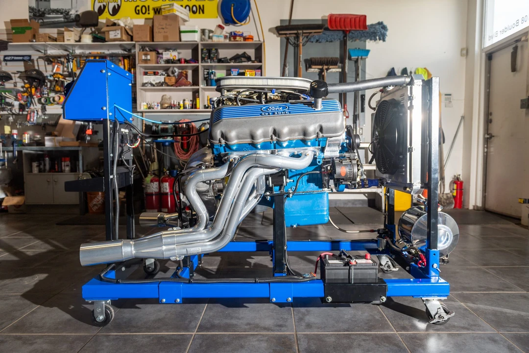 Parts & Memorabilia Engines - Image 6 of 31