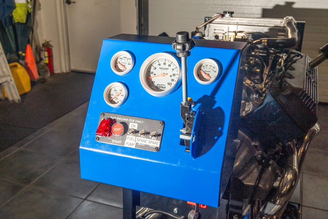Parts & Memorabilia Engines - Image 23 of 31