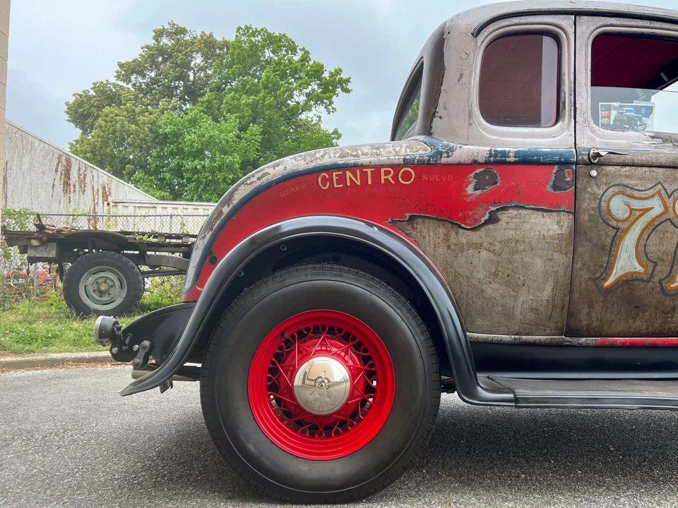 Ford Hot Rod - Image 25 of 31