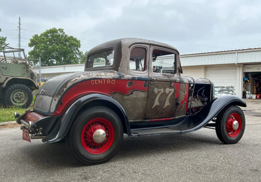 Ford Hot Rod - Image 11 of 31