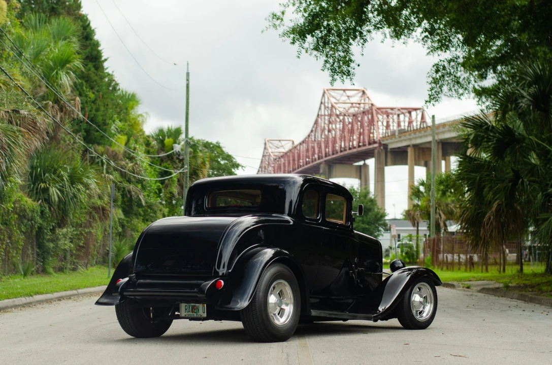 Ford Hot Rod - Image 5 of 31