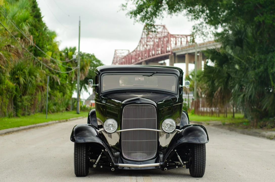 Ford Hot Rod - Image 2 of 31