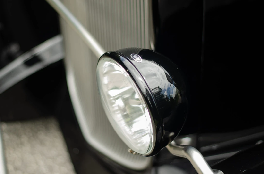 Ford Hot Rod - Image 10 of 31