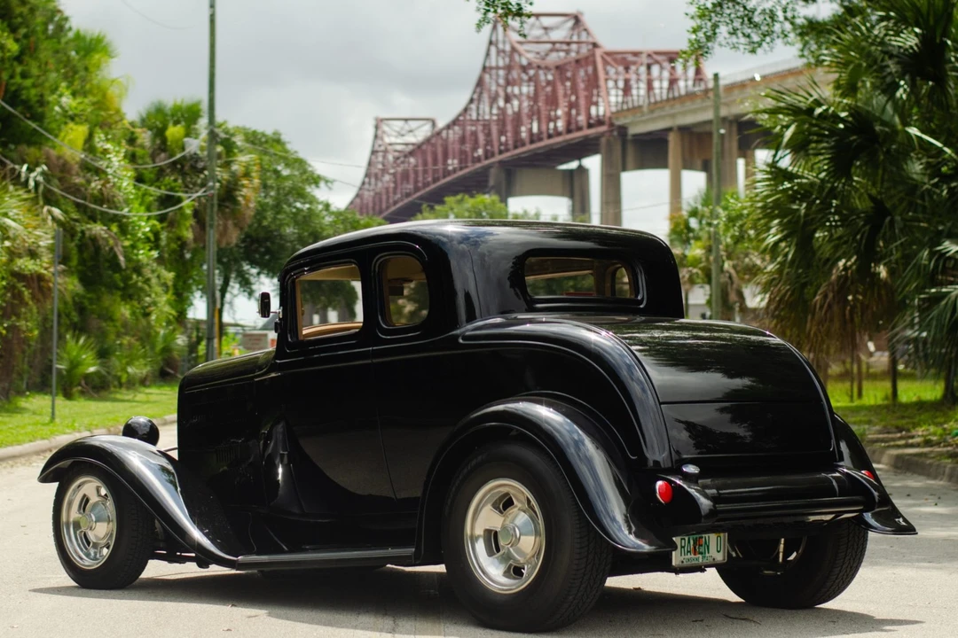 Ford Hot Rod - Image 7 of 31