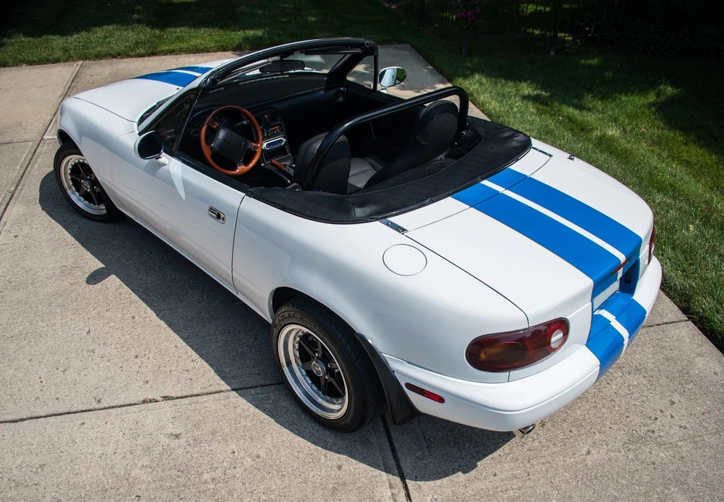 1990 Mazda NA MX-5 Miata - Image 22 of 31