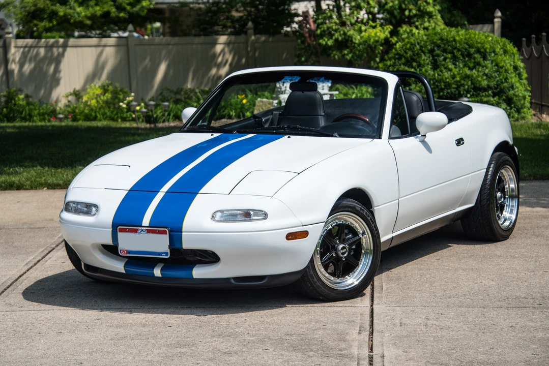 1990 Mazda NA MX-5 Miata - Image 8 of 31