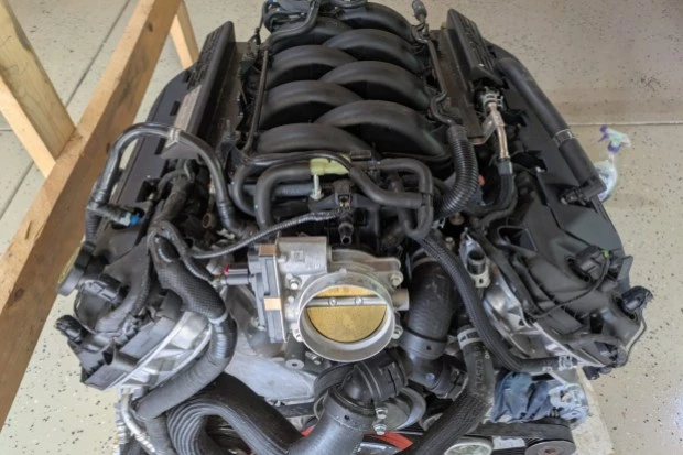 Parts & Memorabilia Engines - Image 2 of 4