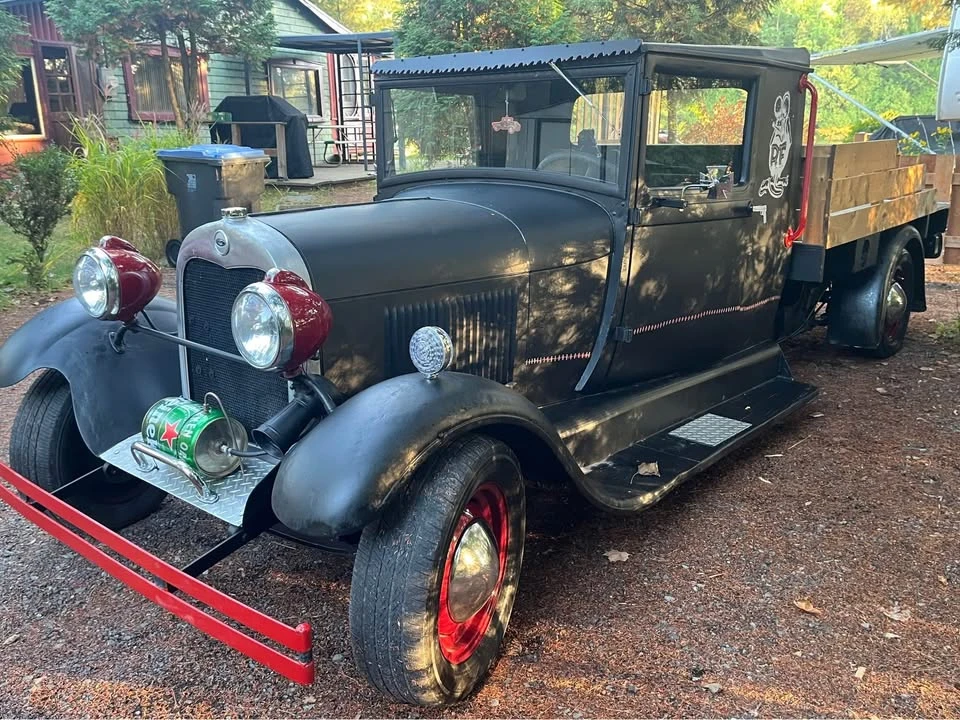 1928 Ford Model A Pickup & Model AA - Image 4 of 10