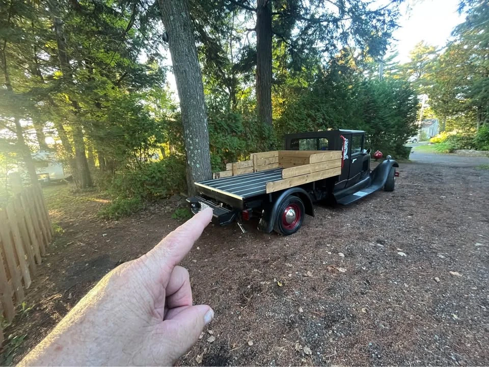 1928 Ford Model A Pickup & Model AA - Image 7 of 10