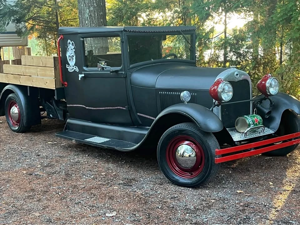 1928 Ford Model A Pickup & Model AA - Image 2 of 10
