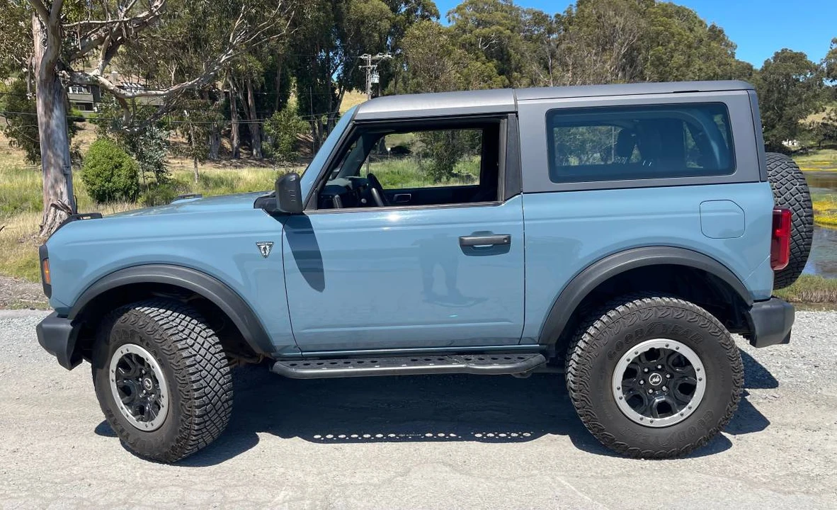 2022 Ford Bronco 6th Gen - Image 4 of 15
