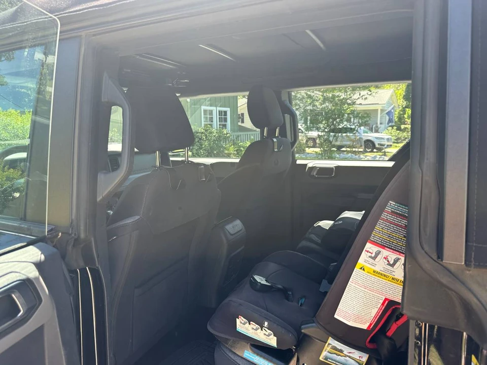 2021 Ford Bronco 6th Gen - Image 10 of 11