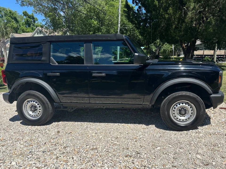 2021 Ford Bronco 6th Gen - Image 6 of 11