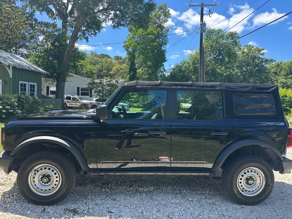 2021 Ford Bronco 6th Gen - Image 3 of 11