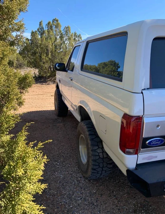 1996 Ford Bronco 5th Gen - Image 8 of 9