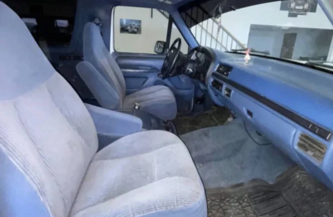 1996 Ford Bronco 5th Gen - Image 4 of 9