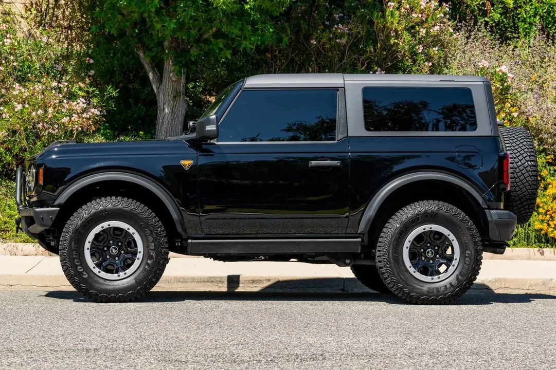 2023 Ford Bronco 6th Gen - Image 20 of 23