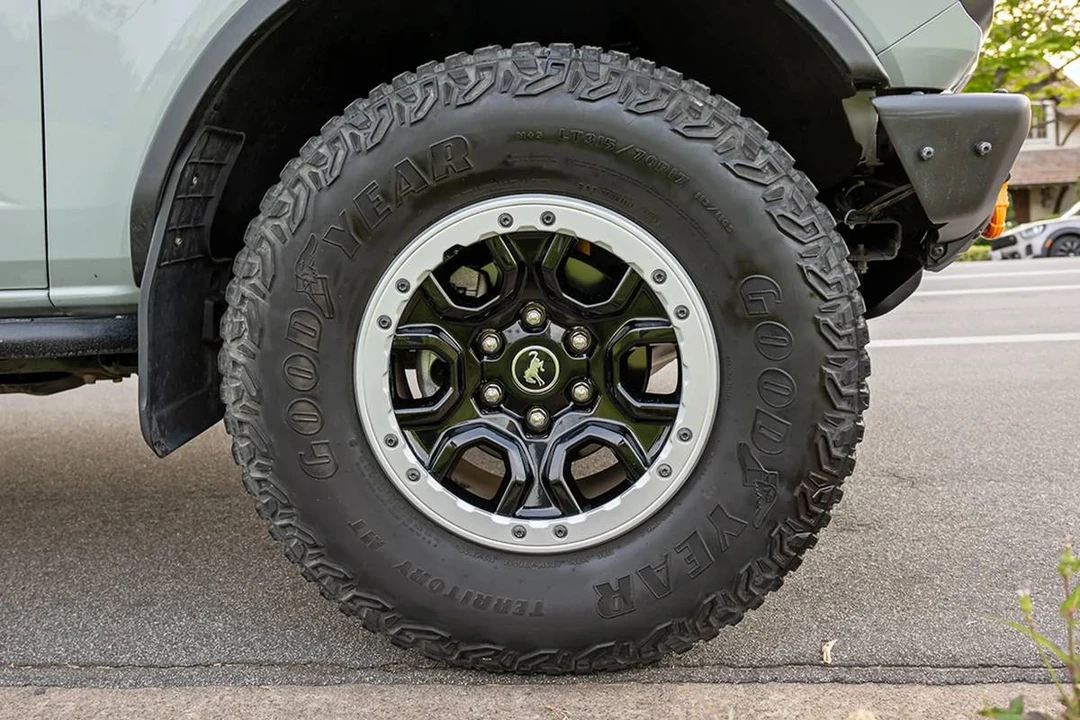 2021 Ford Bronco 6th Gen - Image 19 of 20