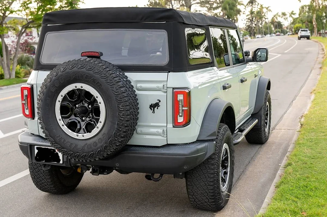 2021 Ford Bronco 6th Gen - Image 6 of 20