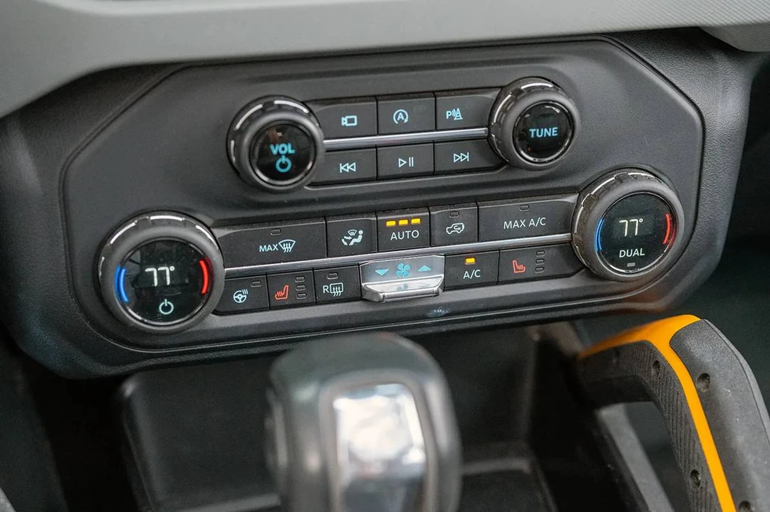 2021 Ford Bronco 6th Gen - Image 20 of 20