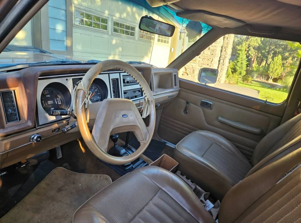 1986 Ford Bronco II - Image 3 of 5