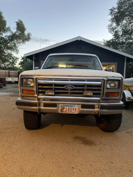1986 Ford Bronco 3rd Gen - Image 2 of 11
