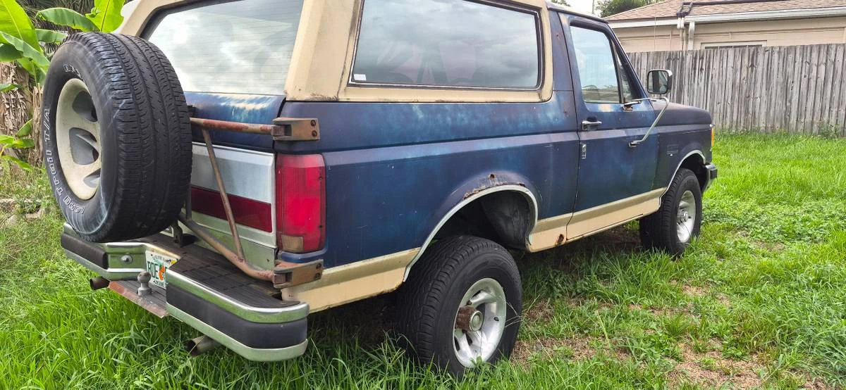 1991 Ford Bronco 4th Gen - Image 2 of 3
