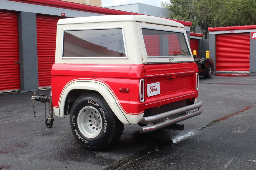 Parts & Memorabilia Trailers - Image 2 of 31
