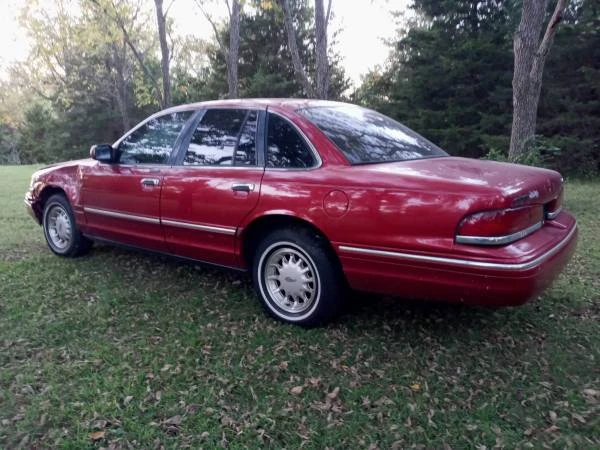 2006 Ford Crown Victoria - Image 4 of 22