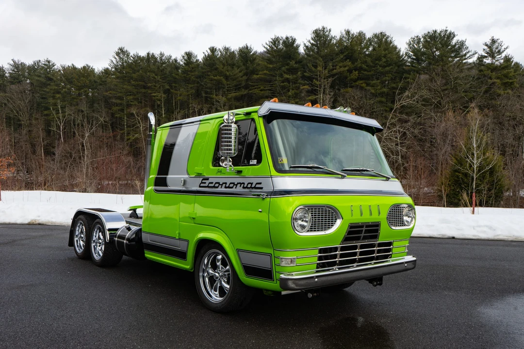 Ford Econoline Van - Image 22 of 31