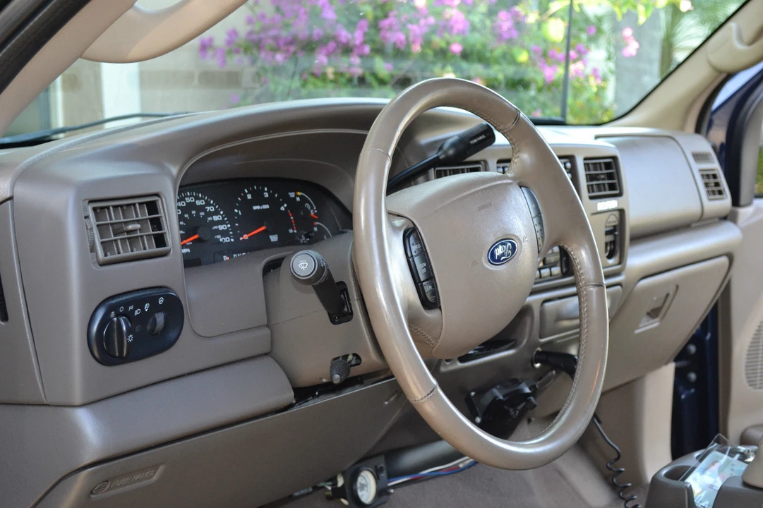 2003 Ford Excursion - Image 4 of 5