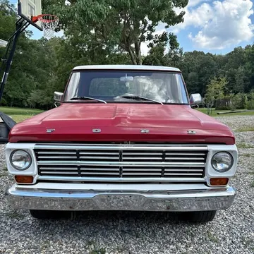 1967 Ford F-100 Short Bed