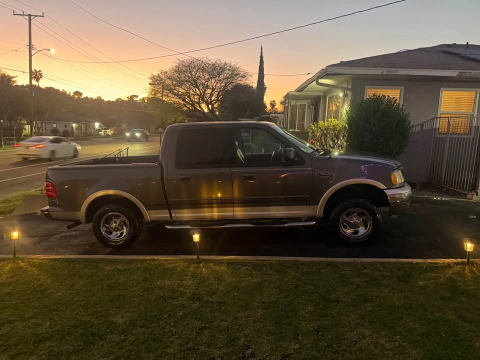 2003 Ford F-150 10th Gen - Image 5 of 10