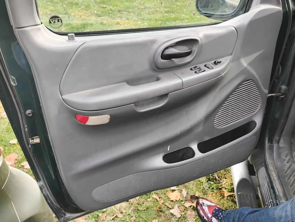 2002 Ford F-150 10th Gen - Image 8 of 8