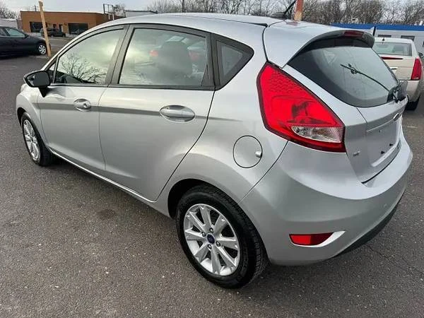 2012 Ford Fiesta - Image 3 of 9