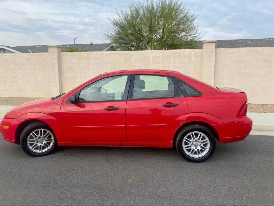 2007 Ford Focus 2nd Gen - Image 5 of 10
