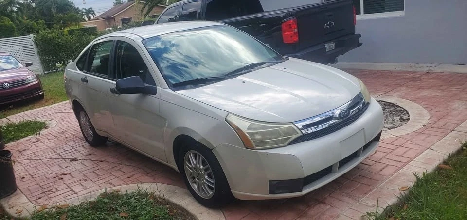2010 Ford Focus 2nd Gen - Image 3 of 6