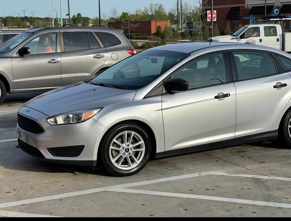 2016 Ford Focus 3rd Gen - Image 2 of 3