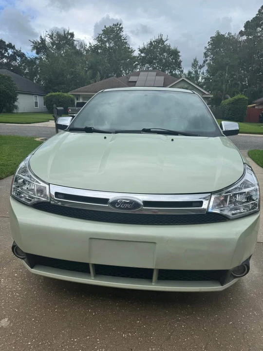2010 Ford Focus 2nd Gen - Image 3 of 10