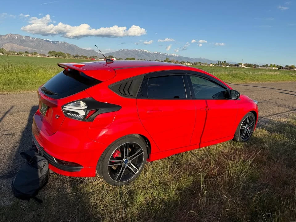 2017 Ford Focus ST 3rd Gen - Image 3 of 6