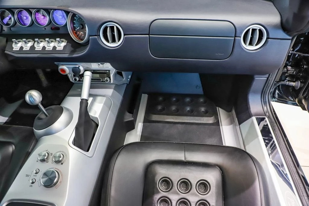2005 Ford GT 1st Gen - Image 17 of 31