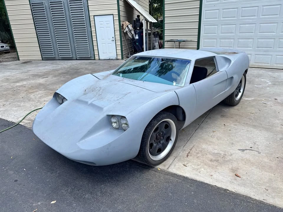 Ford Replica - Image 2 of 11